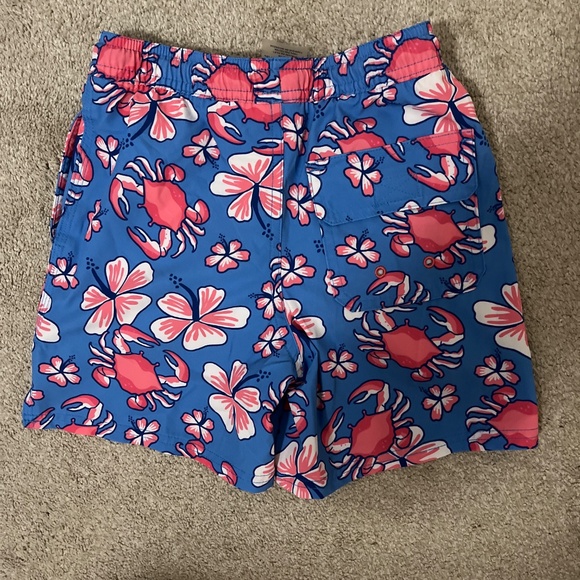 Vineyard Vines swim trunks - Picture 3 of 3